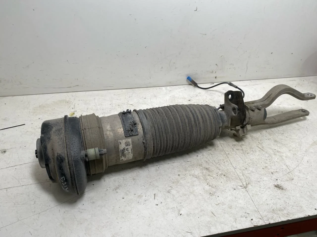 BMW IX 2022- Air spring bellows / air cushion, level control view 2