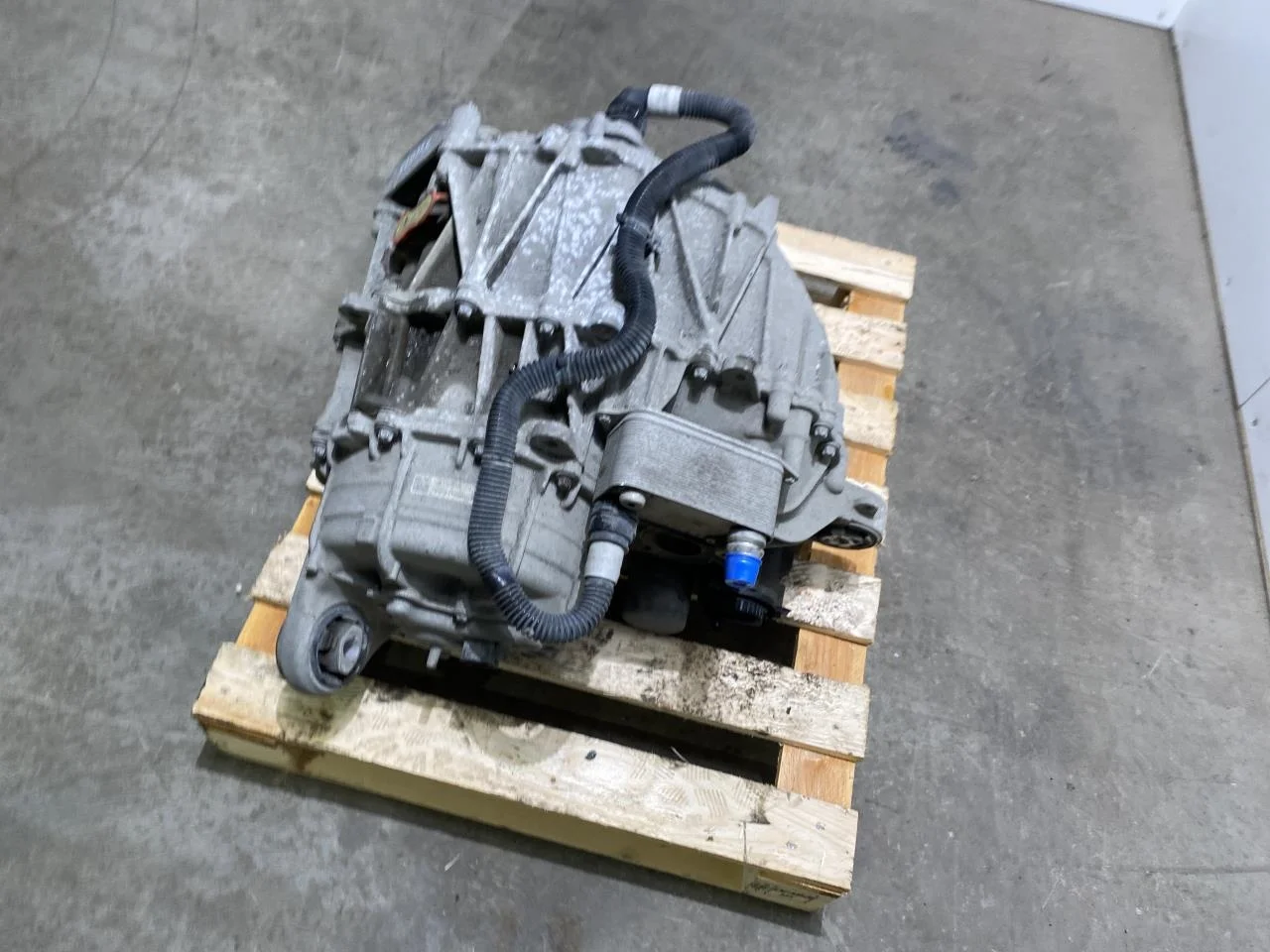 Tesla MODEL 3 2017--> Elektromos motor, első nézet 4