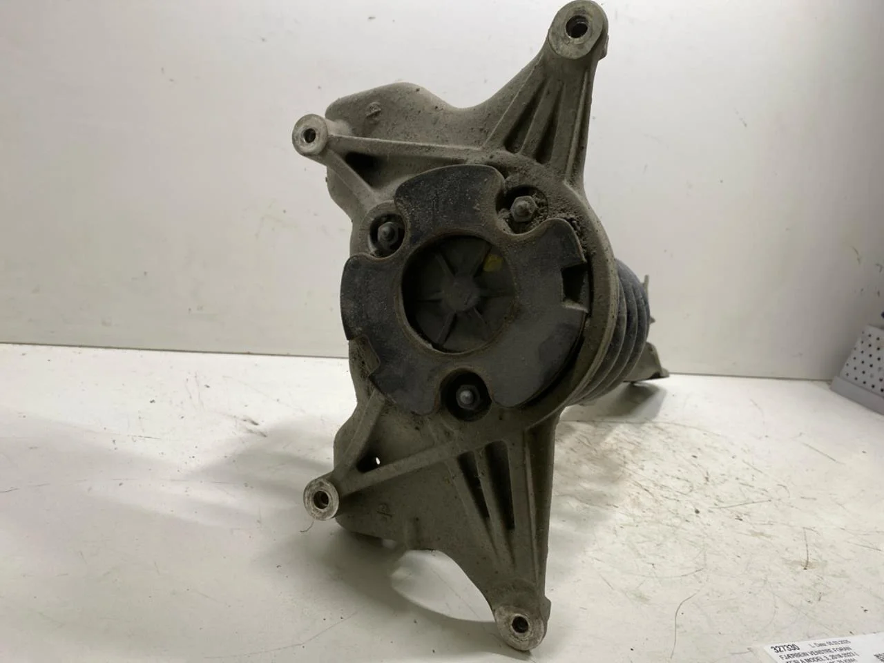 Tesla MODEL 3 2017--> Strut assembly, front left view 2