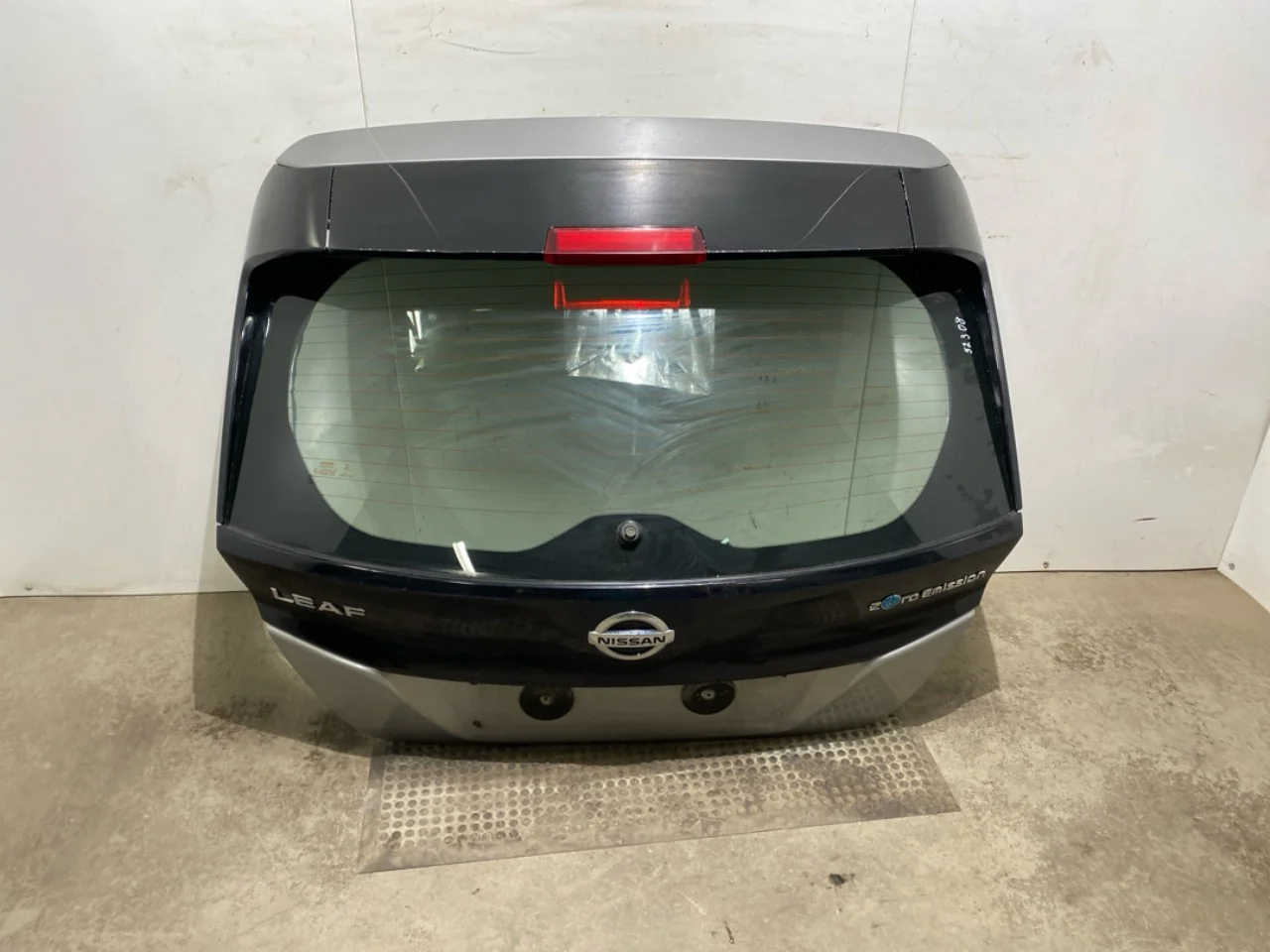 Nissan LEAF 2017-24 Tailgate, estate