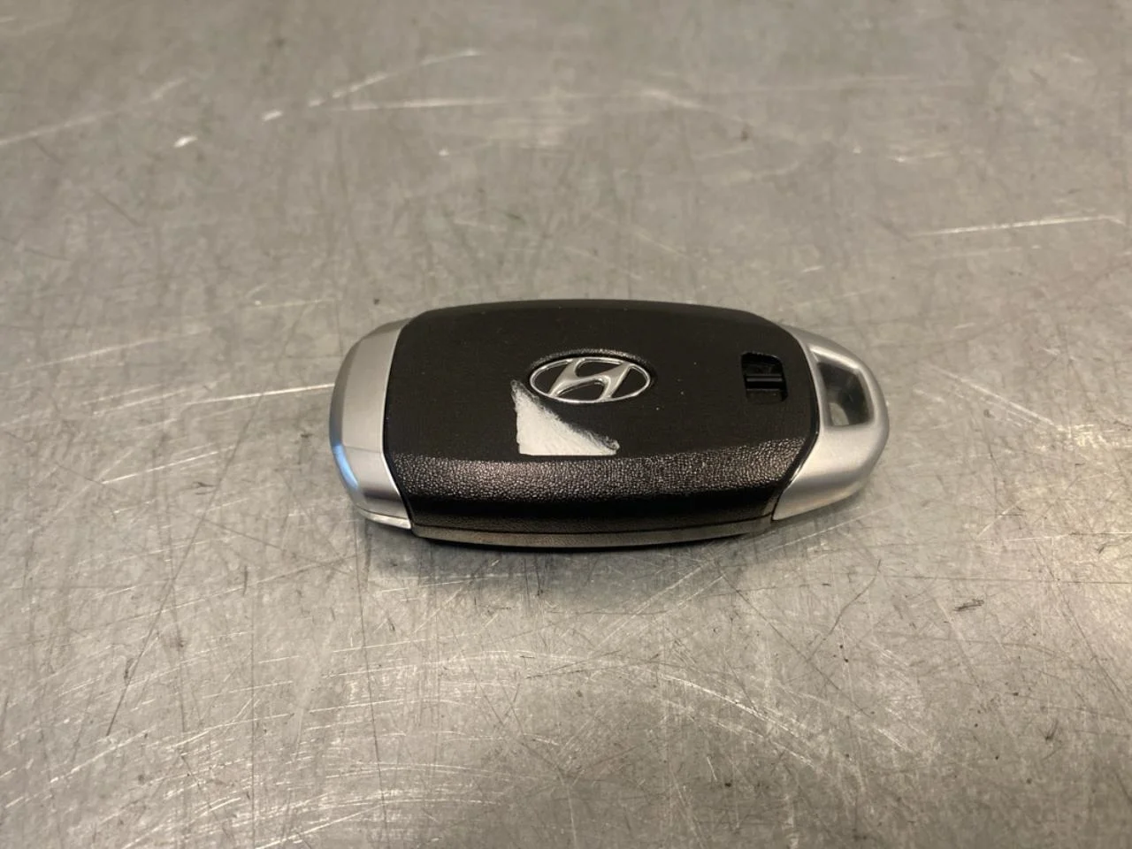 Hyundai KONA / ELECTRIC 2018-23 Távirányító, központi zár / riasztó