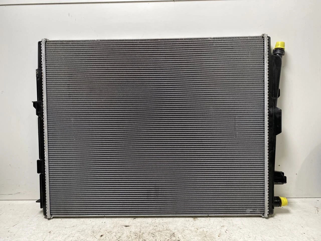 BMW IX 2022- Radiator, automatic transmission