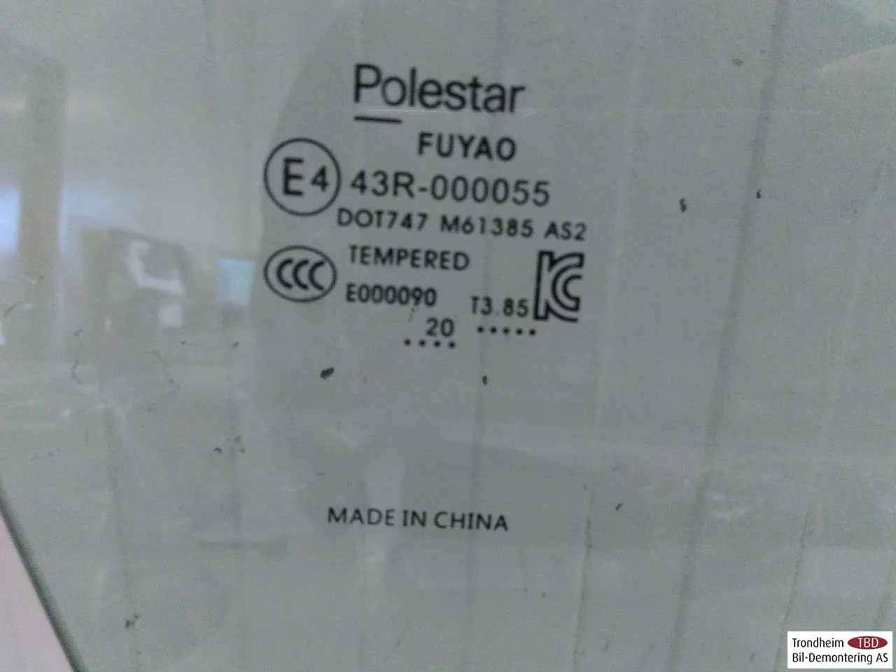 Polestar 2 2020- Ajtóüveg, 4 ajtós, első, jobb nézet 2