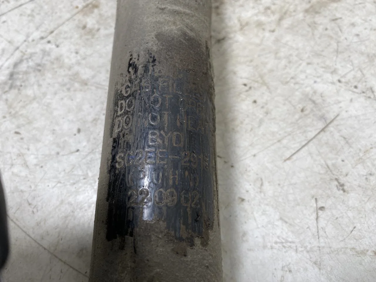 Byd ATTO 3 2022- Shock absorber, rear view 4