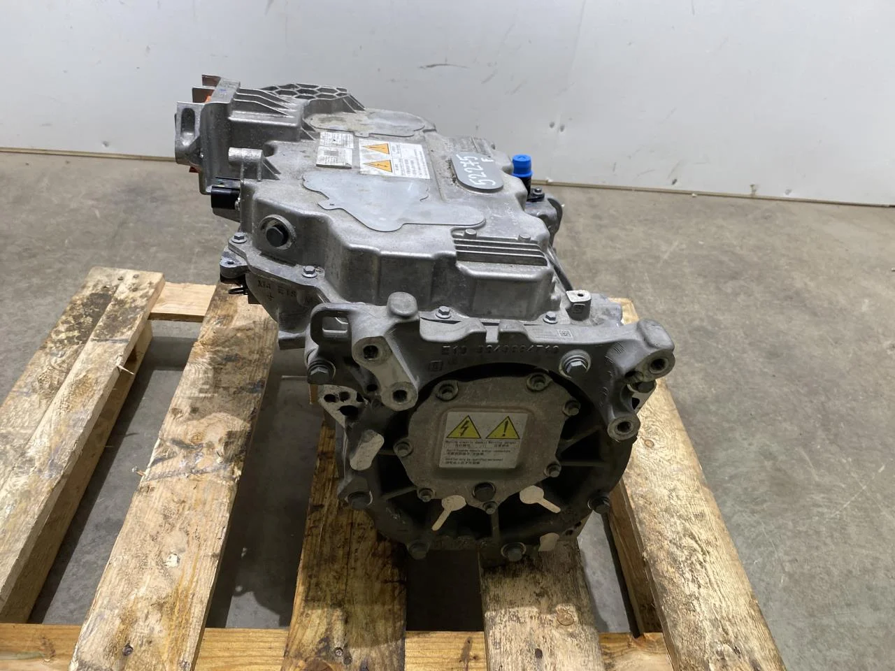 Peugeot 3008/E-3008 2024- Elektromos motor, első