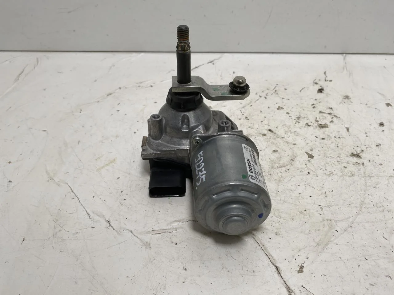 Peugeot 3008/E-3008 2024- Ablaktörlő motor, szélvédő nézet 2