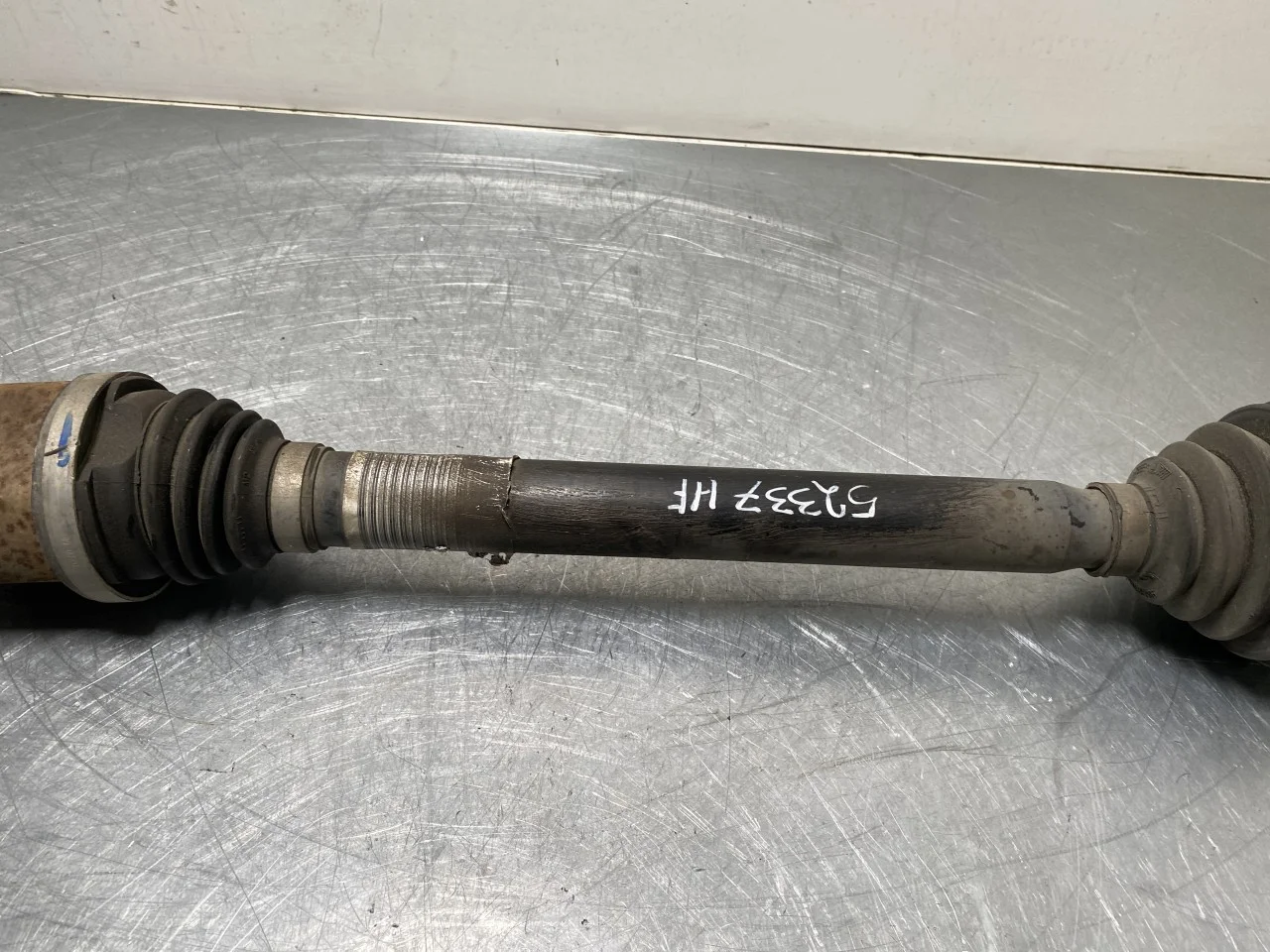 Opel / Vauxhall VIVARO 2020- Front right driveshaft view 3