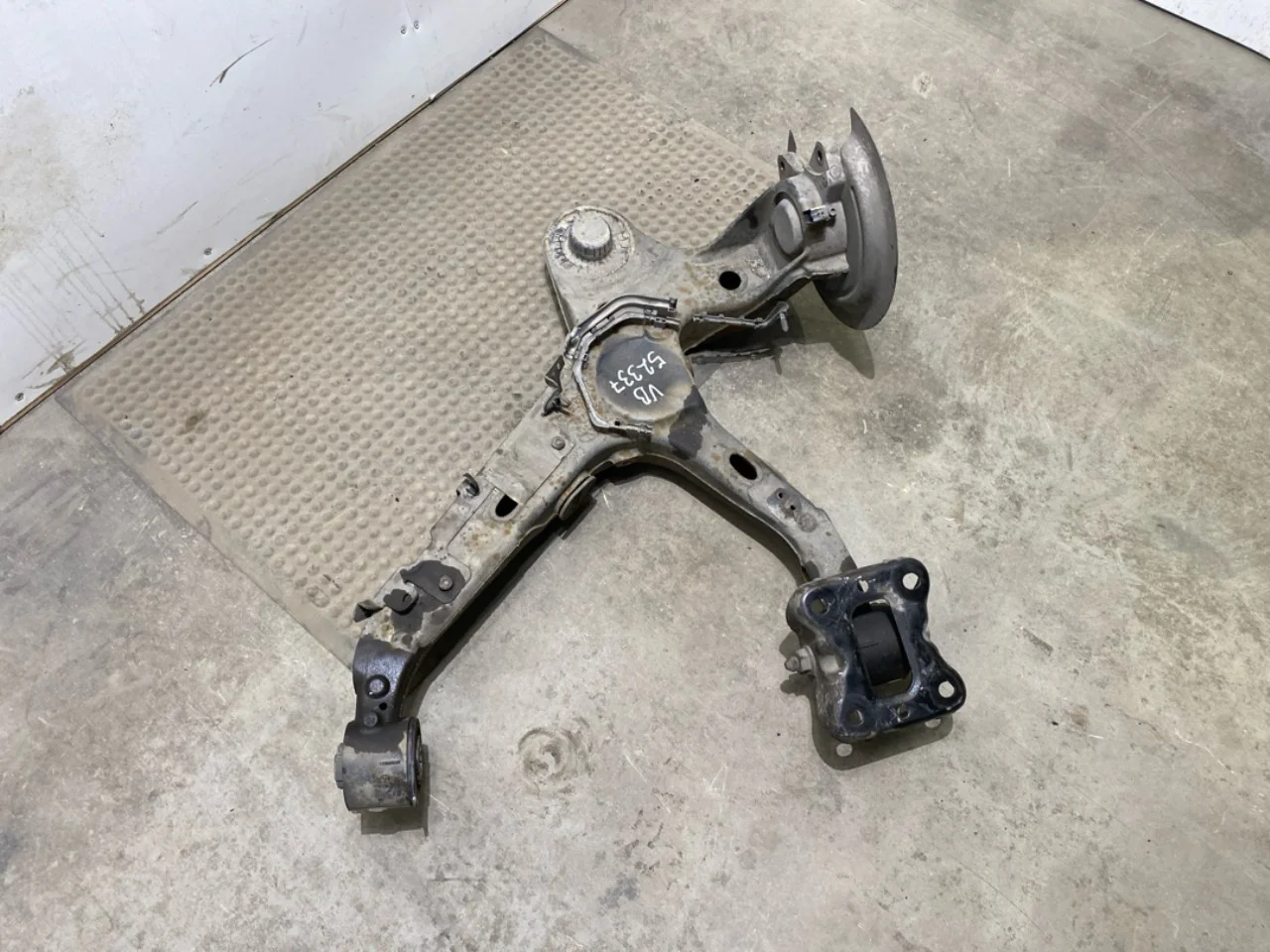 Opel / Vauxhall VIVARO 2020- Braț suspensie, stânga spate