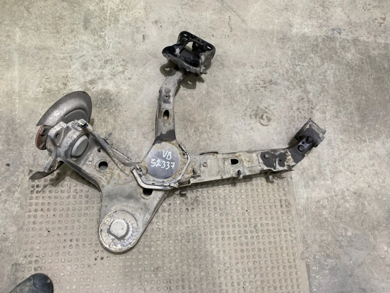 Opel / Vauxhall VIVARO 2020- Braț suspensie, stânga spate vedere 4