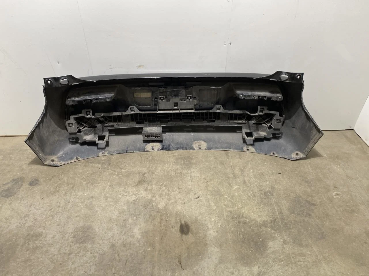 BMW I3 I01 2013-22 Rear bumper view 4
