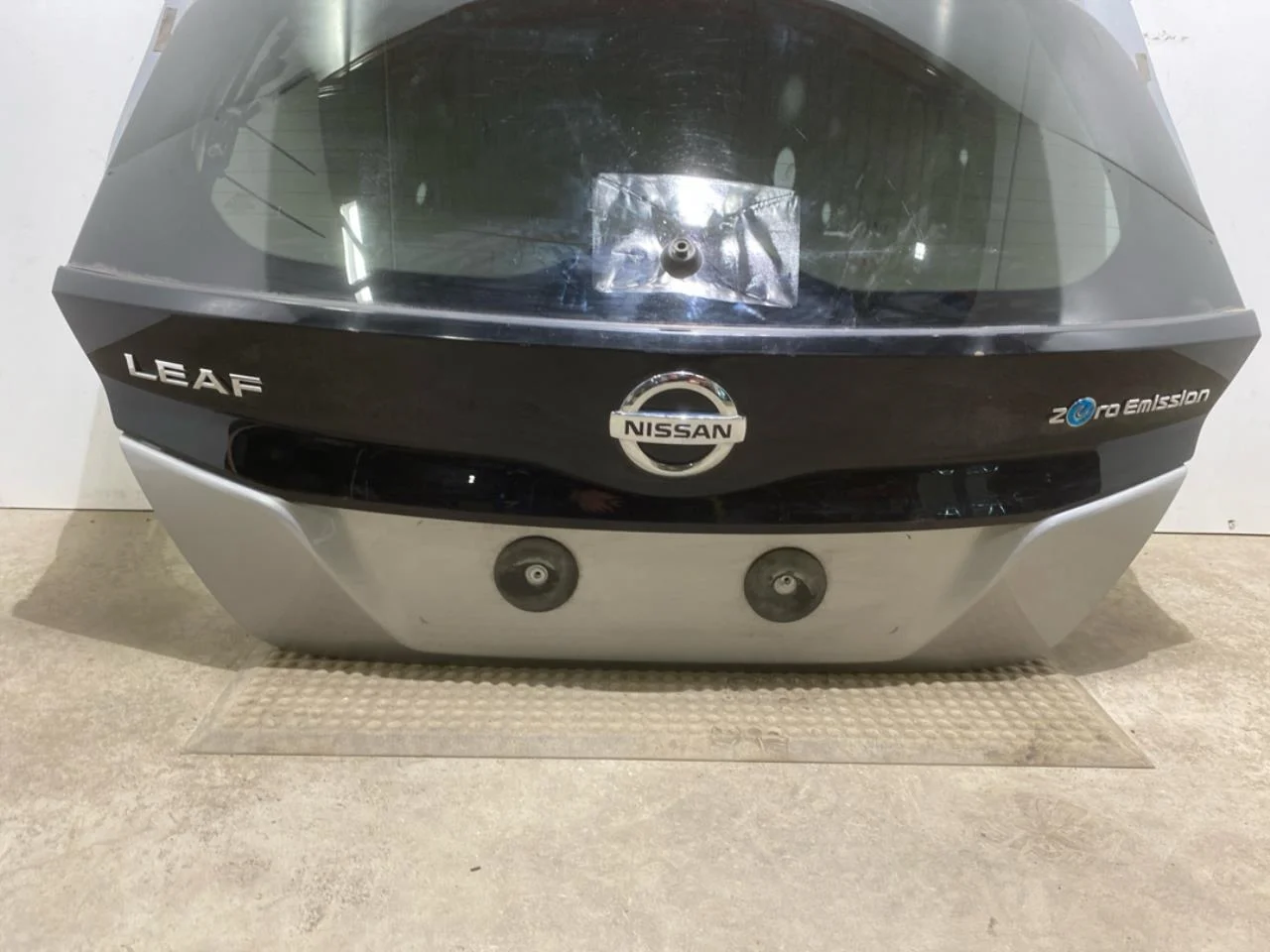 Nissan LEAF 2017-24 Tailgate, estate view 4