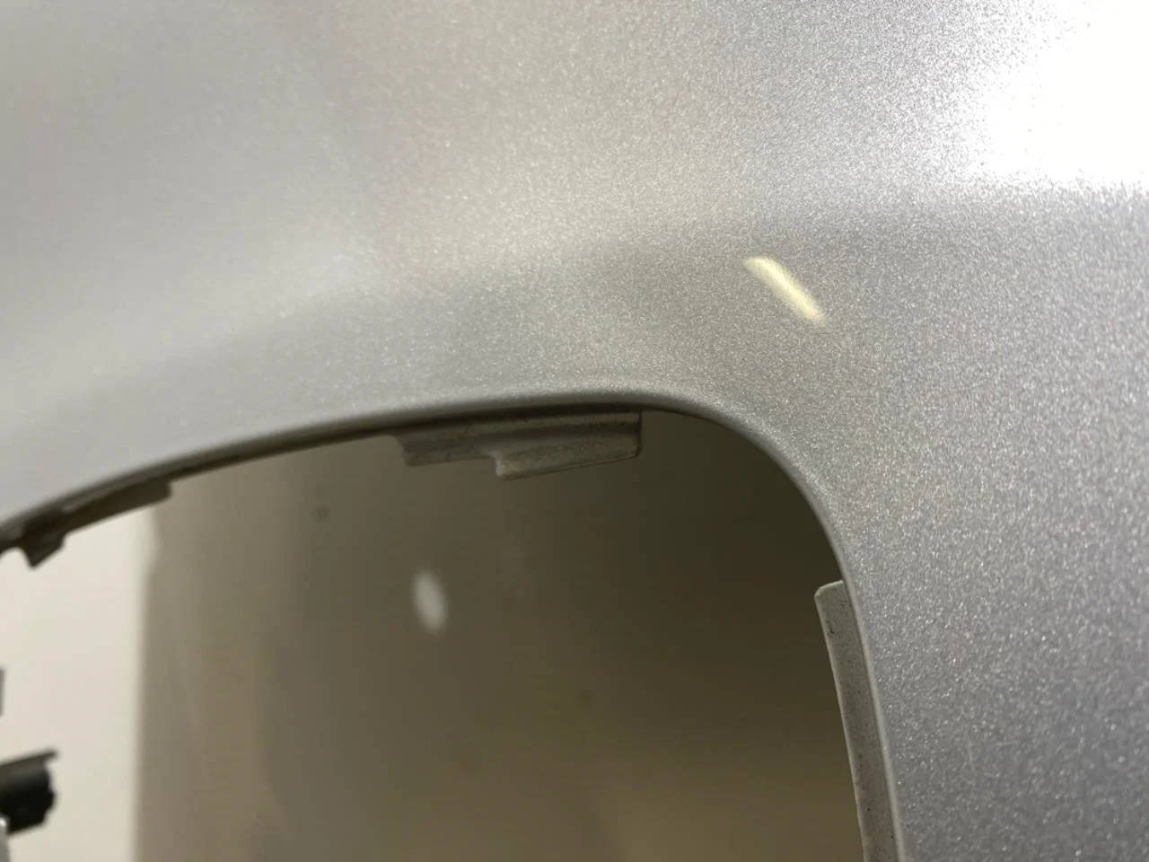 Peugeot PARTNER 2016-18 Front right fender view 3