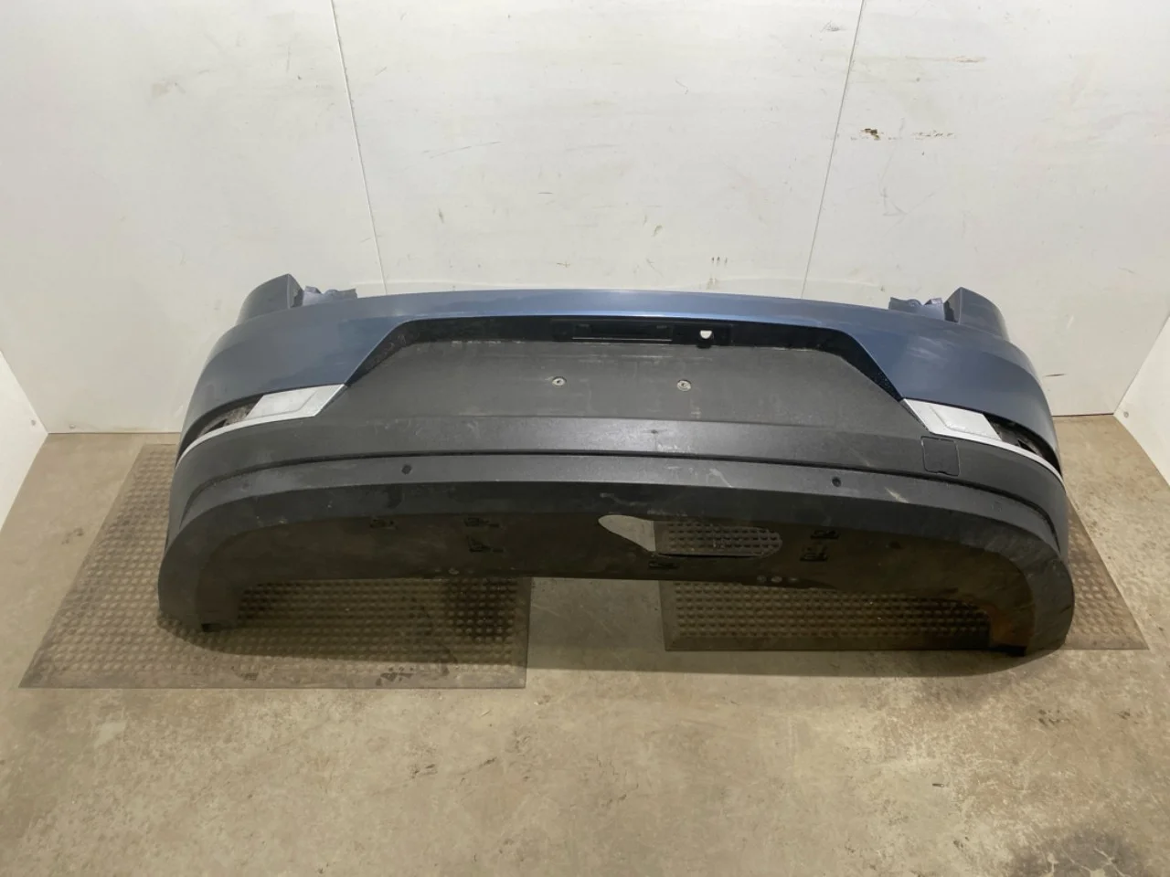 Polestar 2 2020- Rear bumper