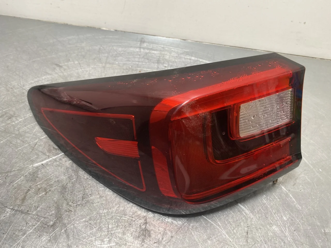 Mg ZS EV 2020- Lampă spate stânga