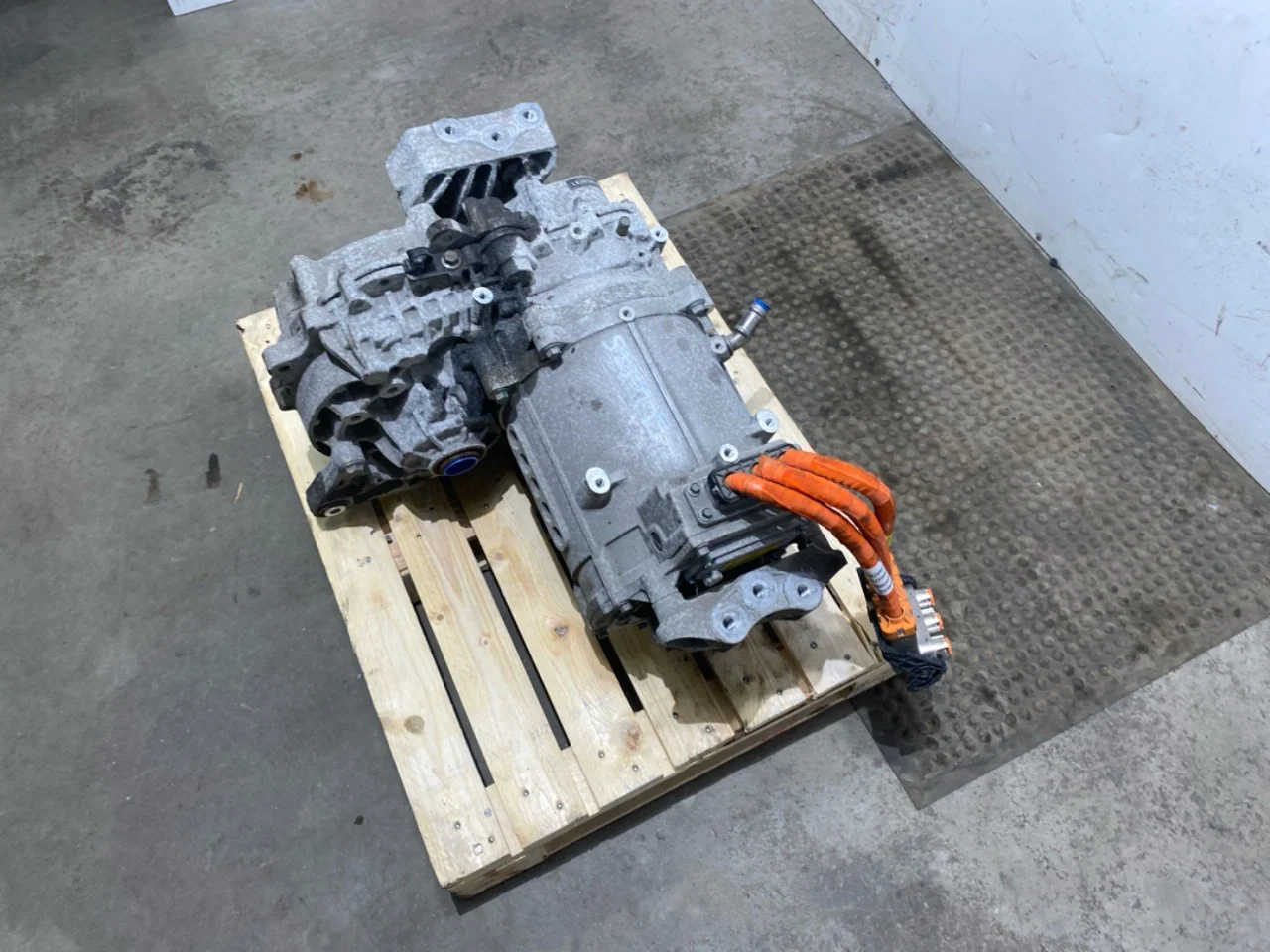 Mg ZS EV 2020- Motor electric față vedere 3