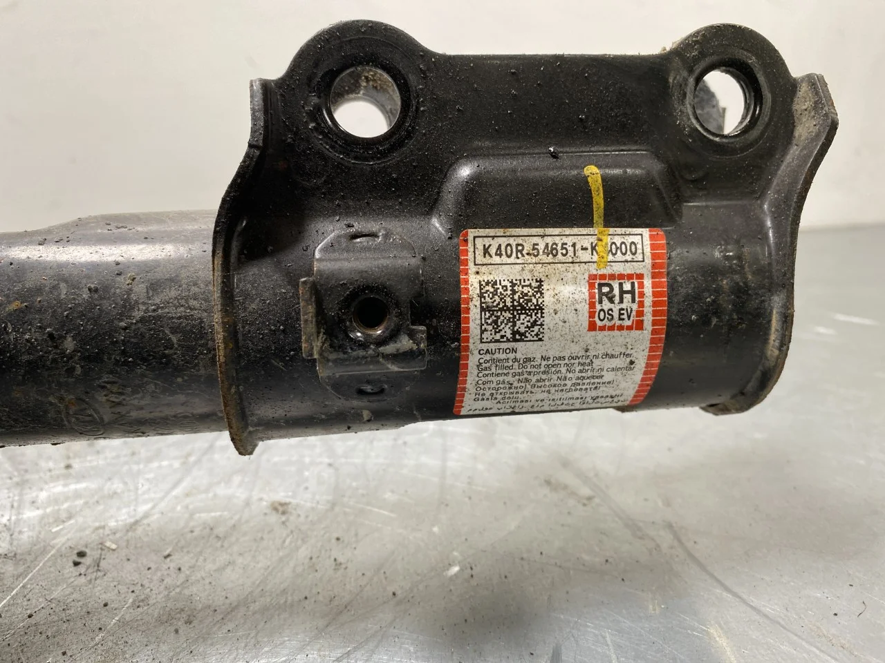 Hyundai KONA / ELECTRIC 2018-23 Strut assembly, front right view 2