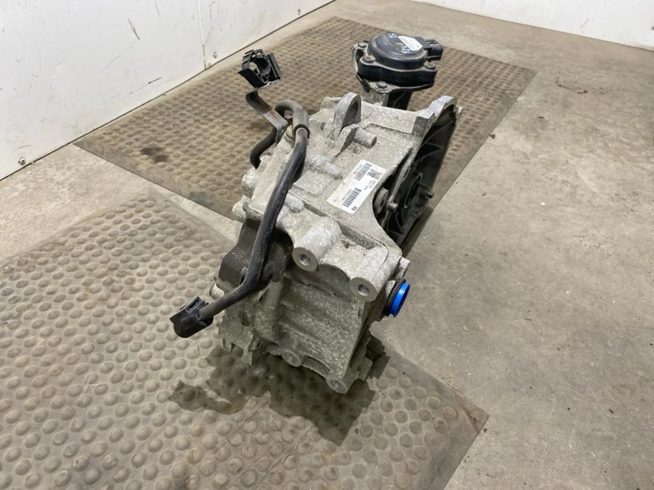 Nissan LEAF 2011-17 Automatic transmission view 2