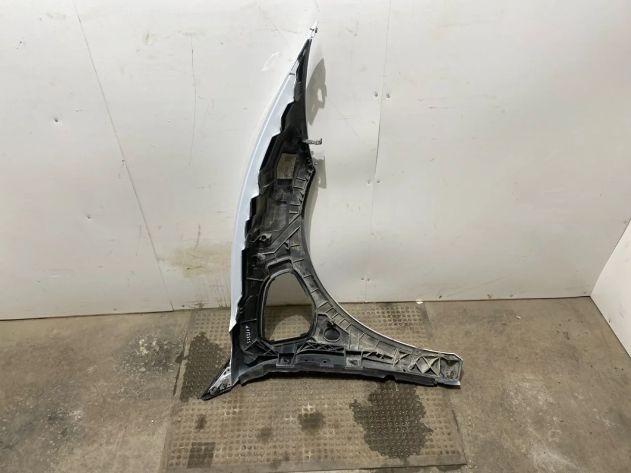 Jaguar I-PACE 2018- Front left fender view 4