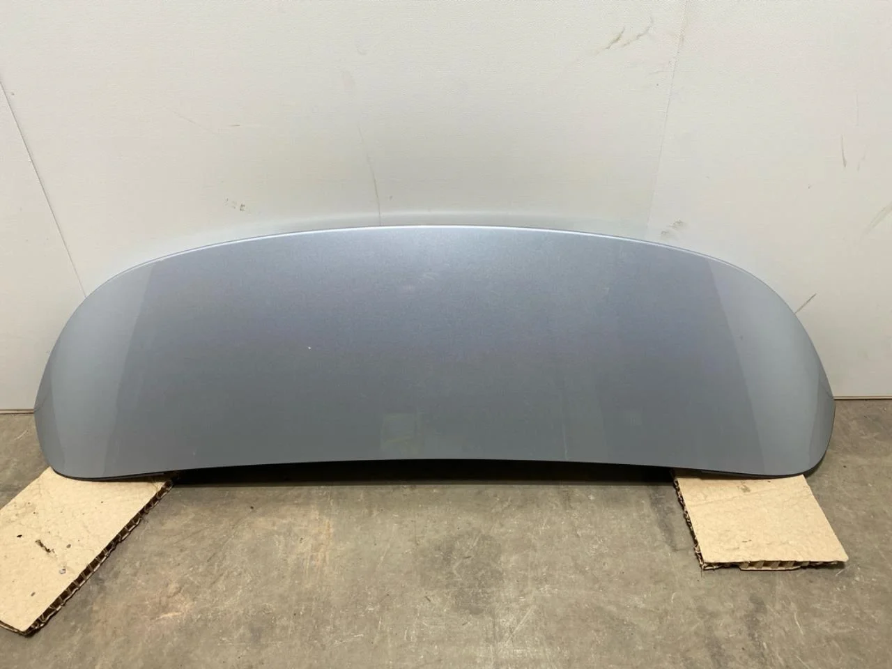 Mercedes EQC 2020- Spoiler, tailgate
