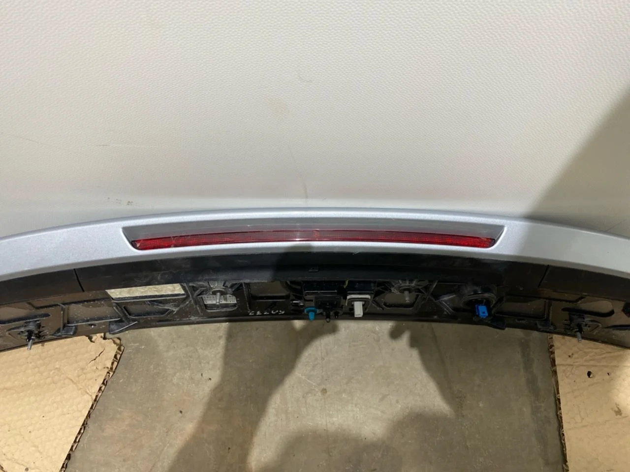Mercedes EQC 2020- Spoiler, tailgate view 3
