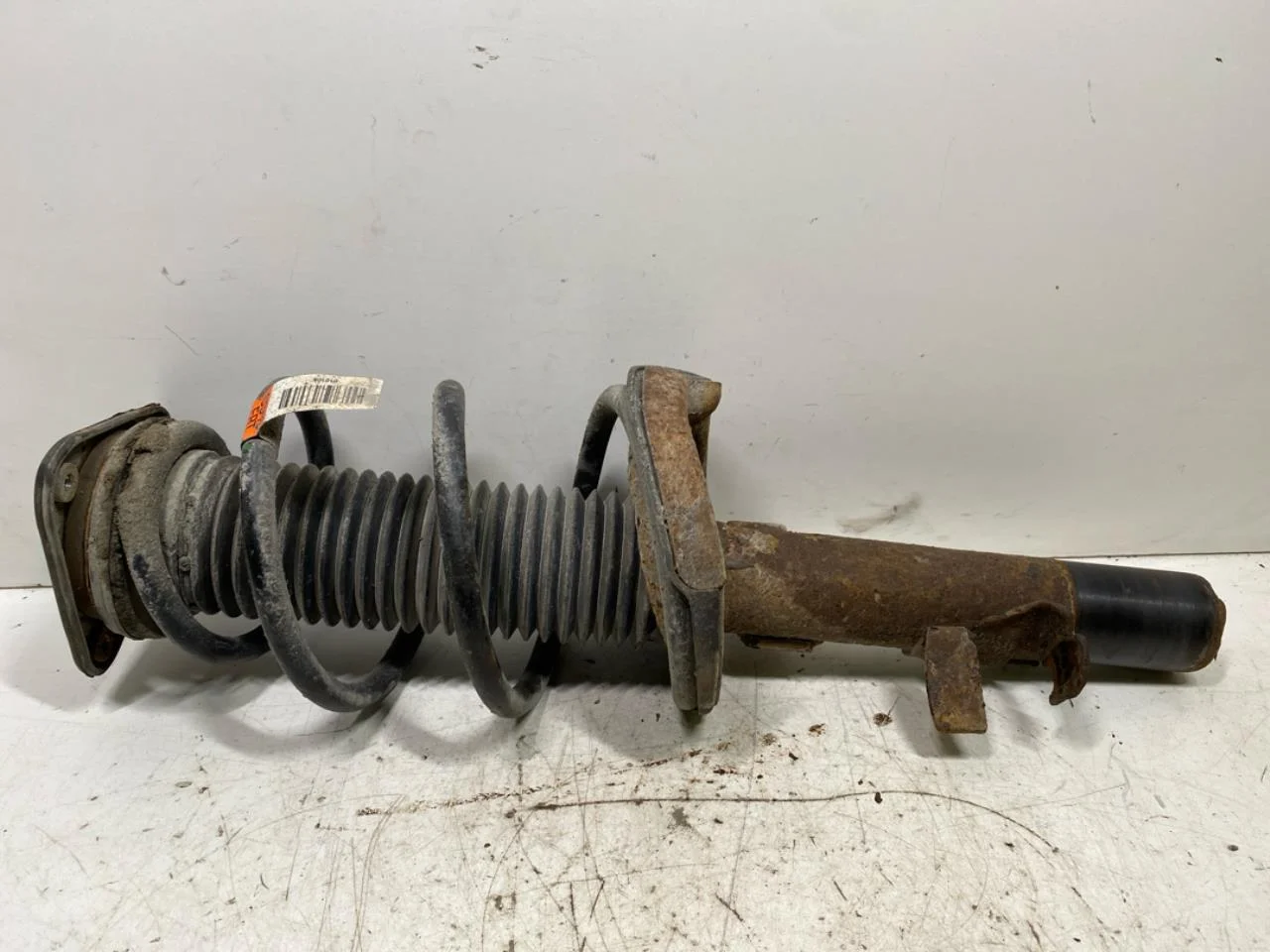 Ford FOCUS 2011-14 Amortizor tip McPherson, față stânga