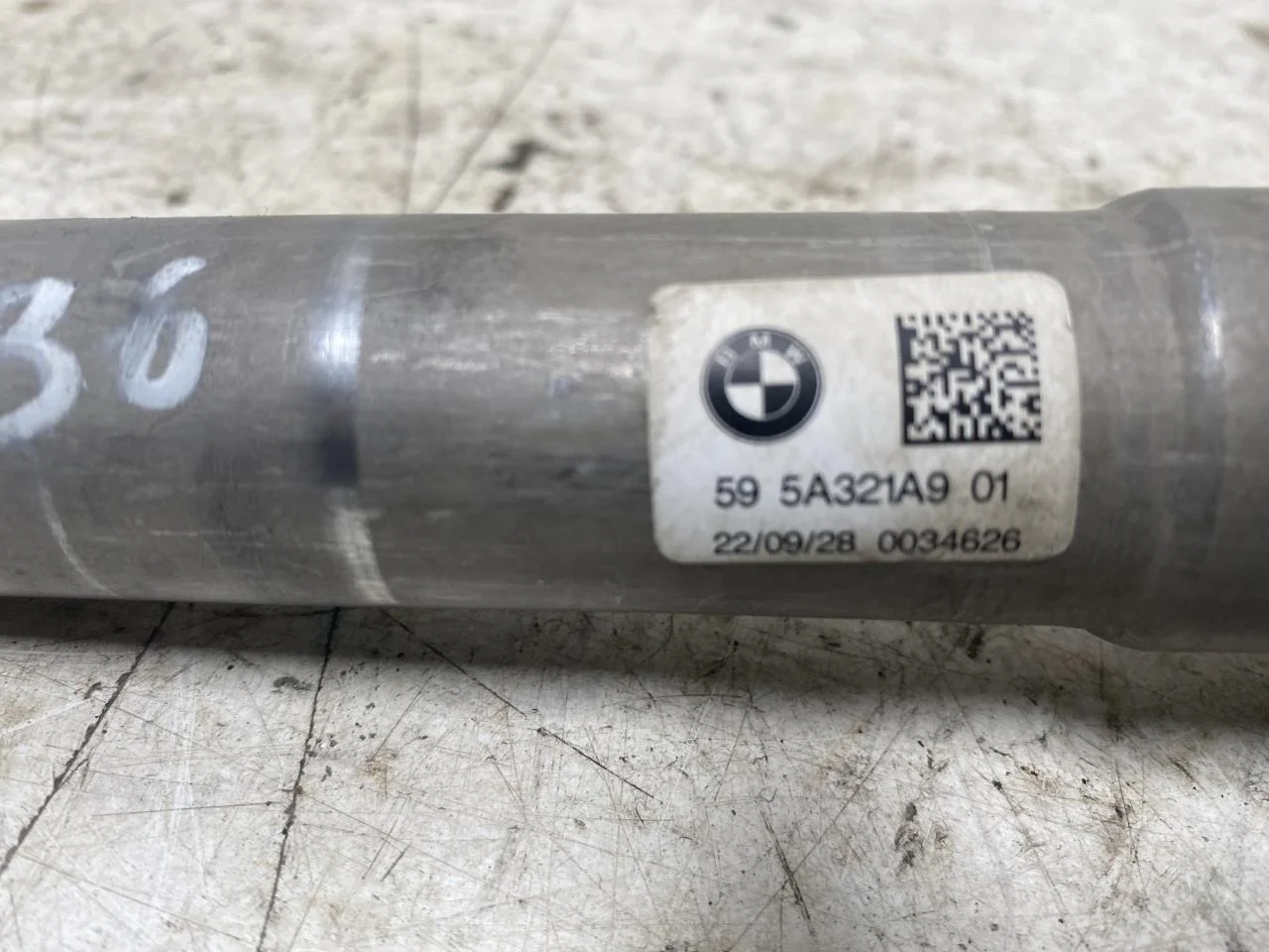 BMW IX 2022- Kormányoszlop kardáncsukló nézet 3
