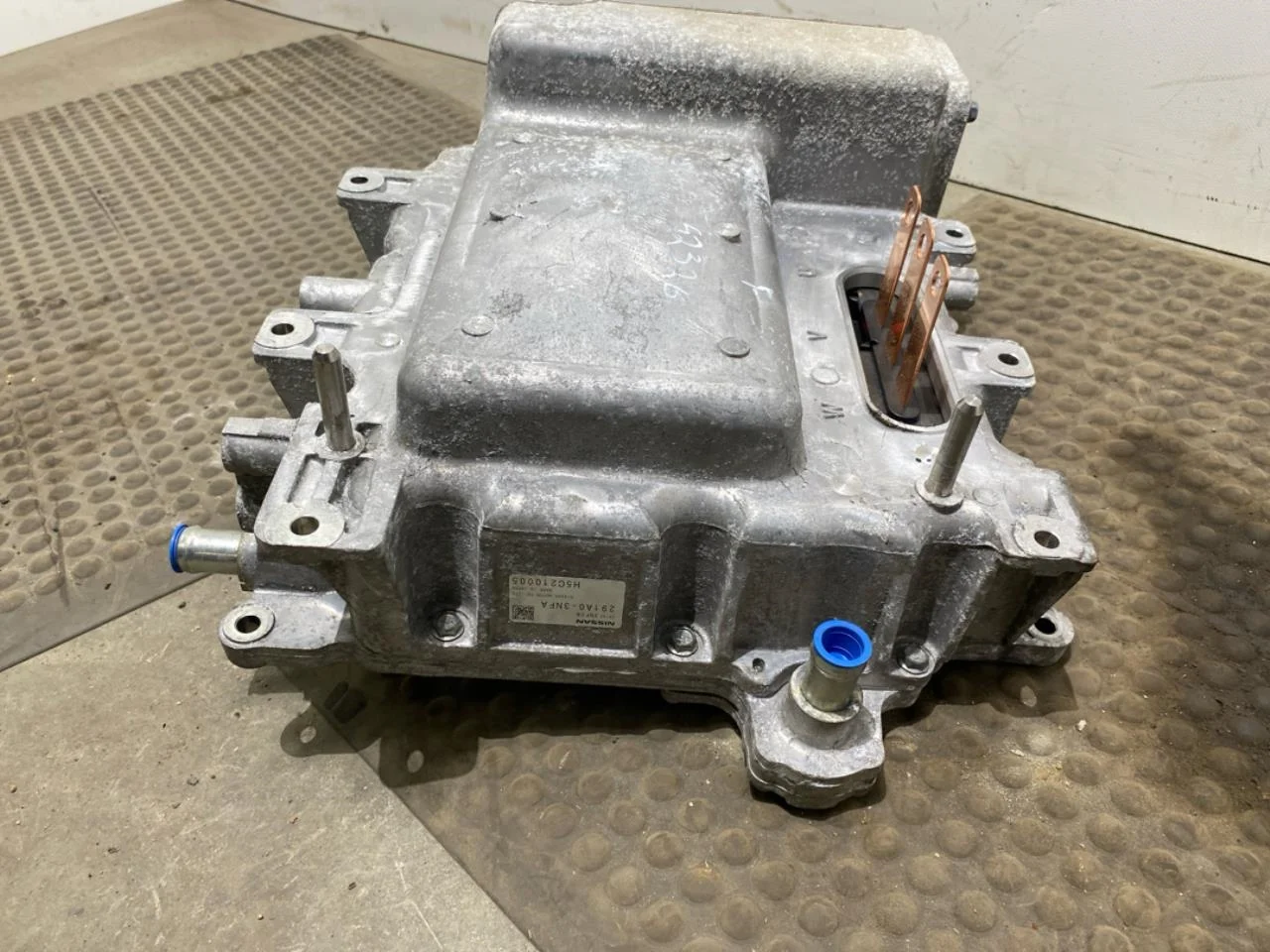Nissan LEAF 2011-17 Invertor, 12-220V vedere 4