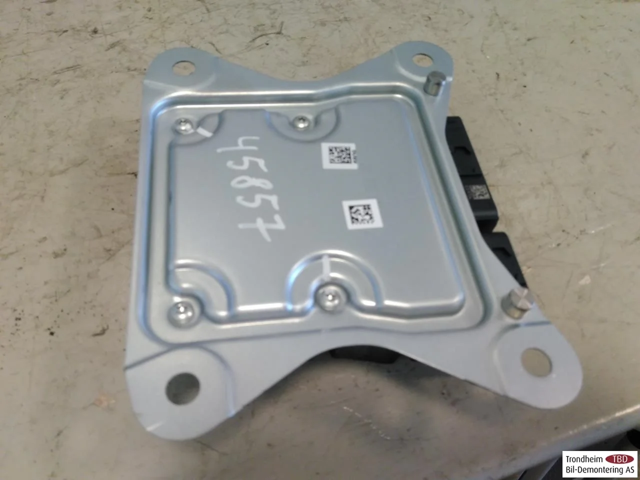 Polestar 2 2020- Airbag control unit view 2