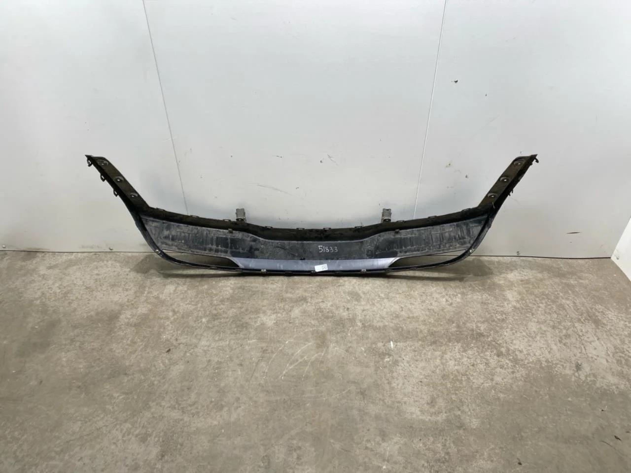 Tesla MODEL 3 2024- Rear bumper view 4
