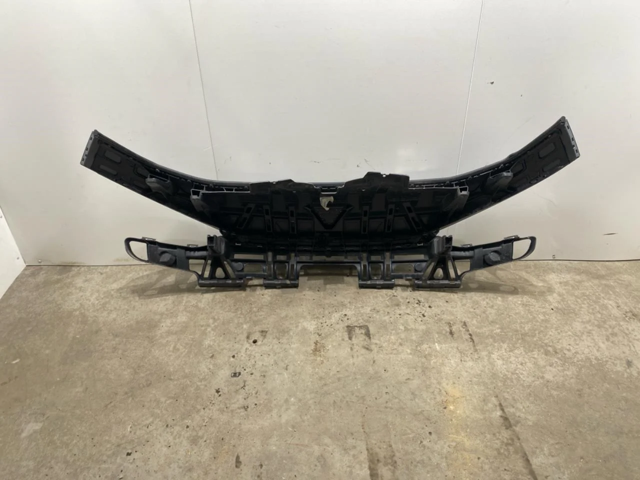 Cupra BORN 2022- Upper front panel view 4