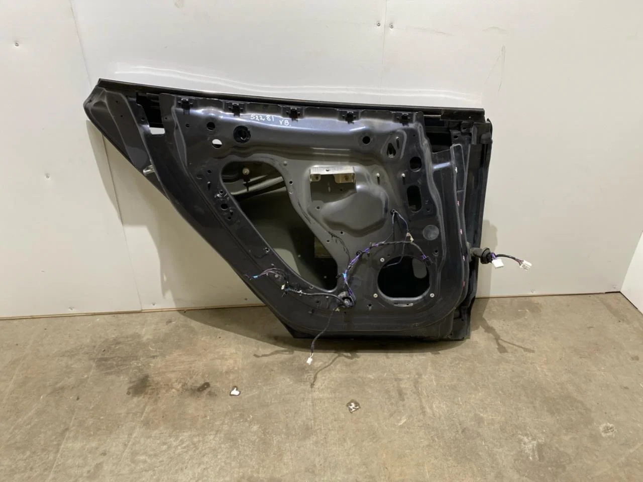 Tesla MODEL S 2013- Ajtó, 4 ajtós, hátsó, bal nézet 4