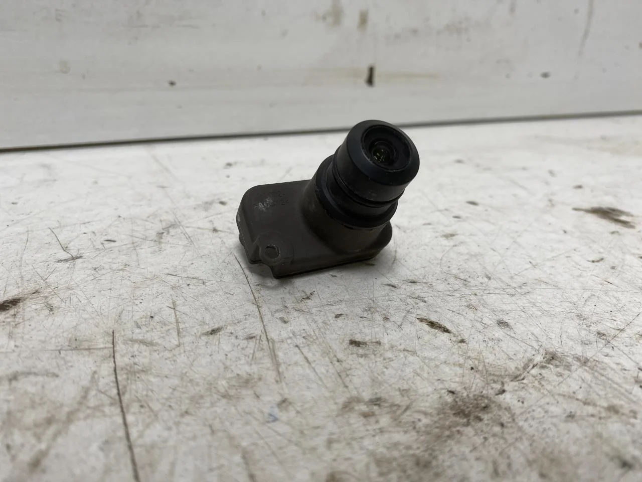 Tesla MODEL 3 2024- Exterior camera