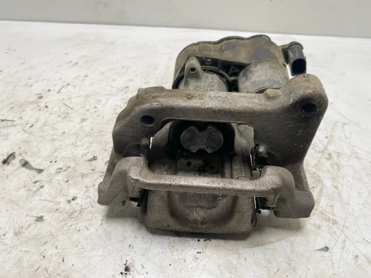 Opel / Vauxhall CORSA F 2020- Féknyereg, hátsó, bal nézet 3