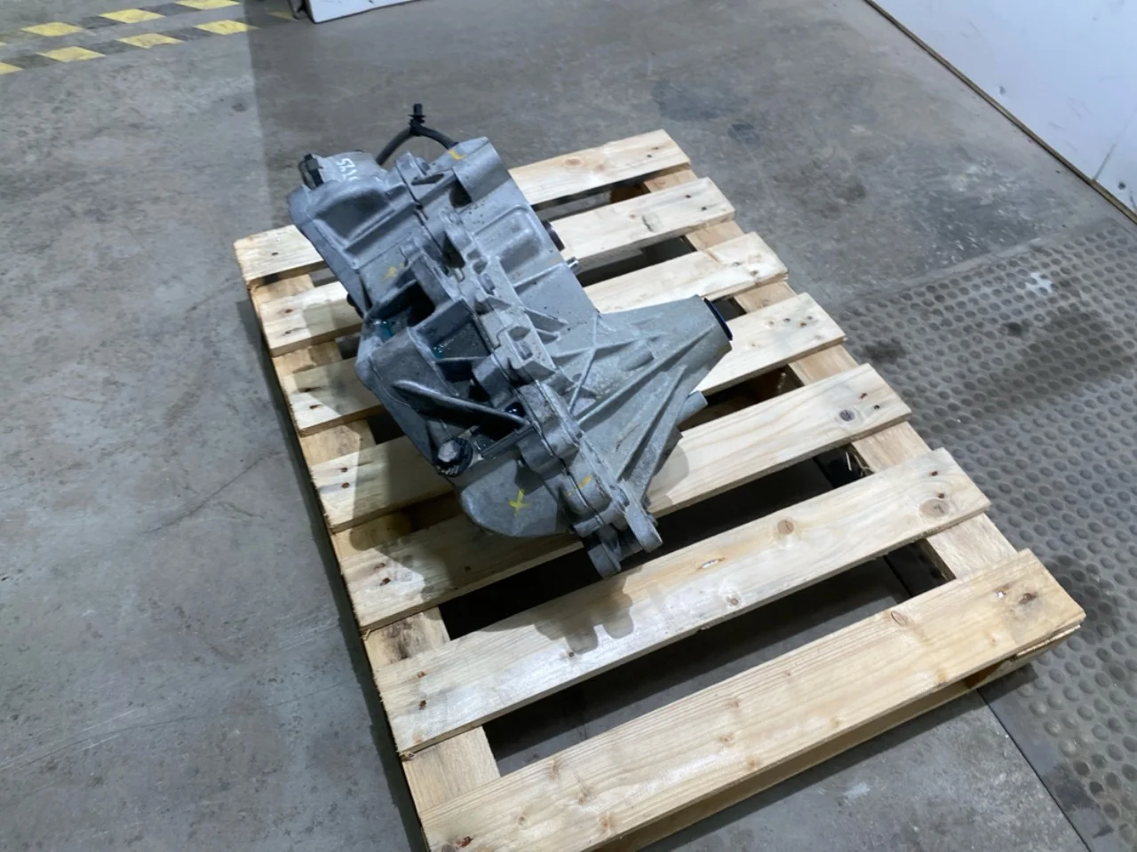 Opel / Vauxhall CORSA F 2020- Automatic transmission view 3