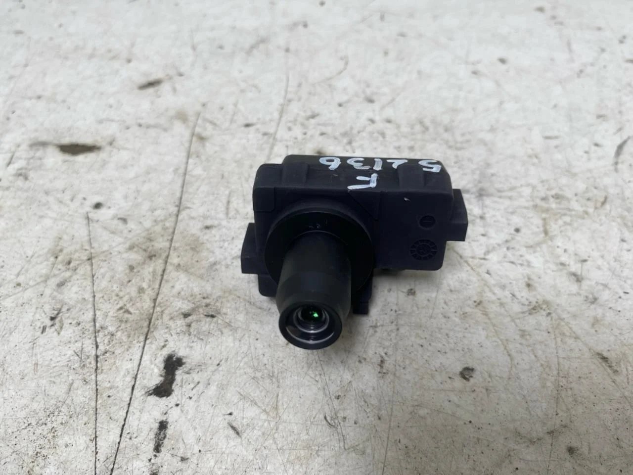 BMW IX 2022- Exterior camera view 3
