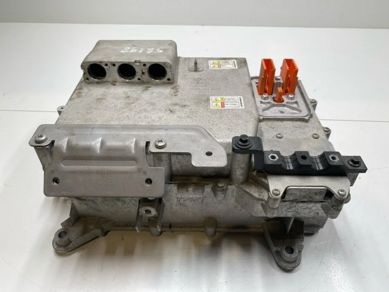 Polestar 2 2020- Invertor, 12-220V
