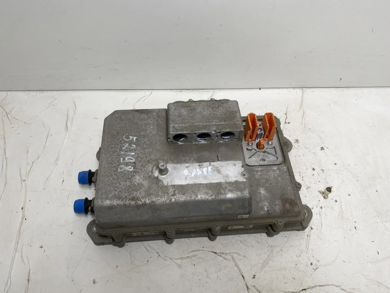 Polestar 2 2020- Invertor, 12-220V