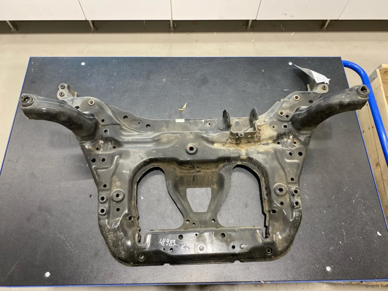 Mercedes EQA H243 2021- Front subframe view 2
