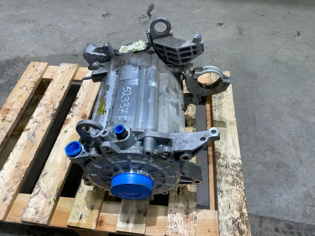 Opel / Vauxhall VIVARO 2020- Elektromos motor, első nézet 4