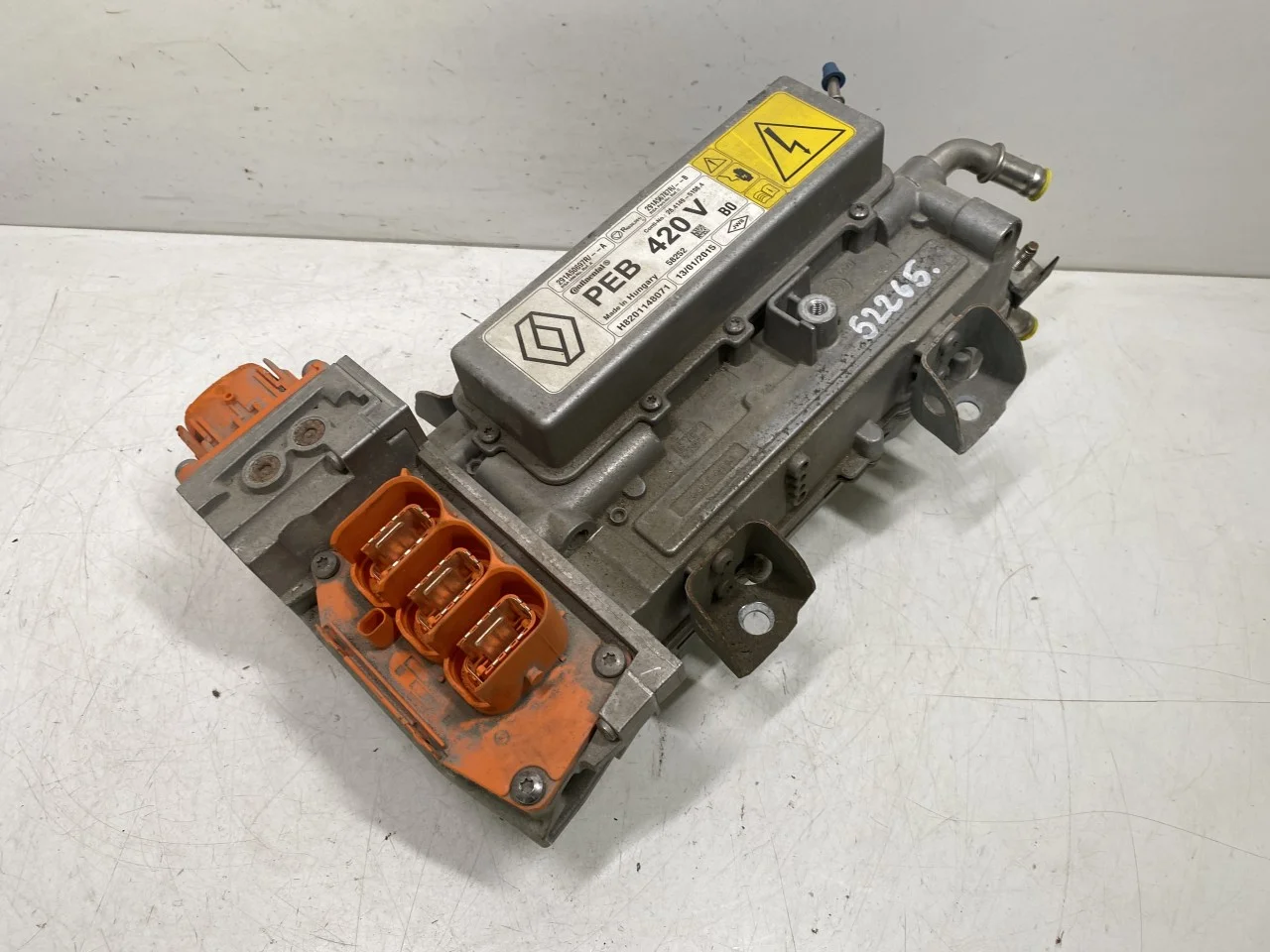 Renault ZOE/E- TECH 2013--> Invertor, 12-220V vedere 3
