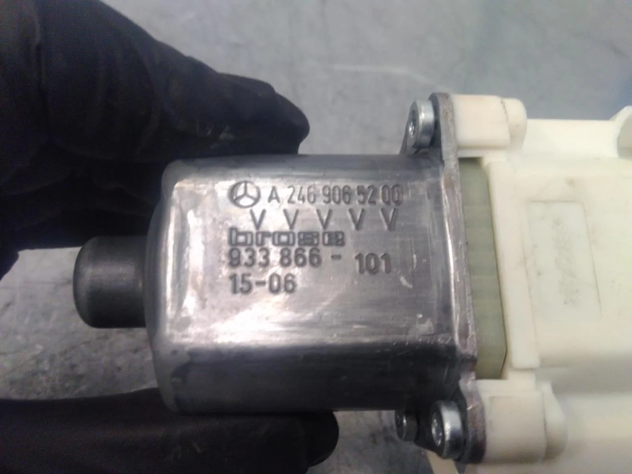Mercedes B 180-200 W246/W242 2012-19 Ablakemelő motor nézet 2