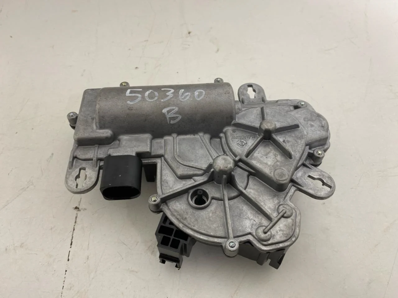 Audi Q4 E-TRON FZ 2021- Tailgate opener, automatic view 2