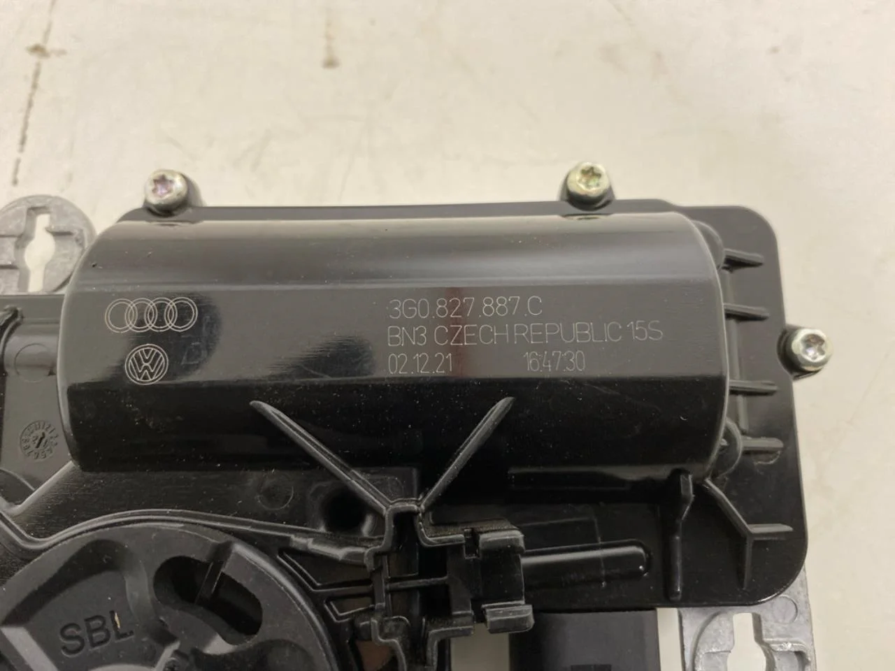 Audi Q4 E-TRON FZ 2021- Tailgate opener, automatic view 4