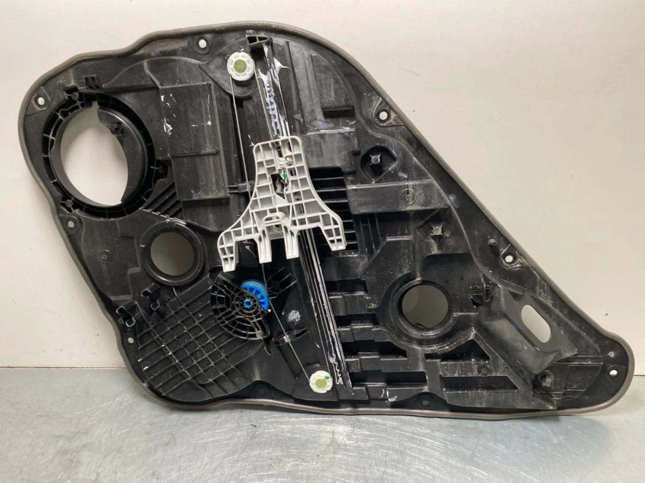 Kia EV6 2022- Macara geam electrică, completă vedere 3