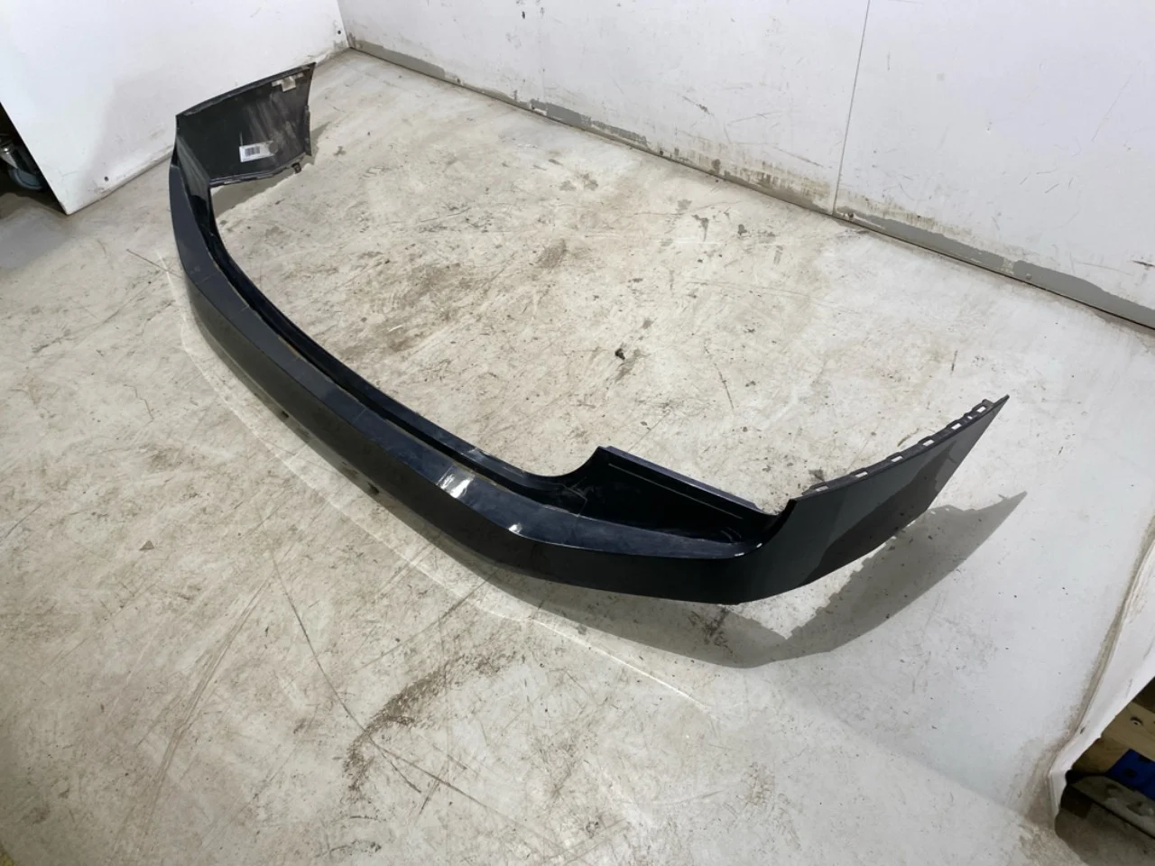 BMW IX 2022- Rear bumper view 2