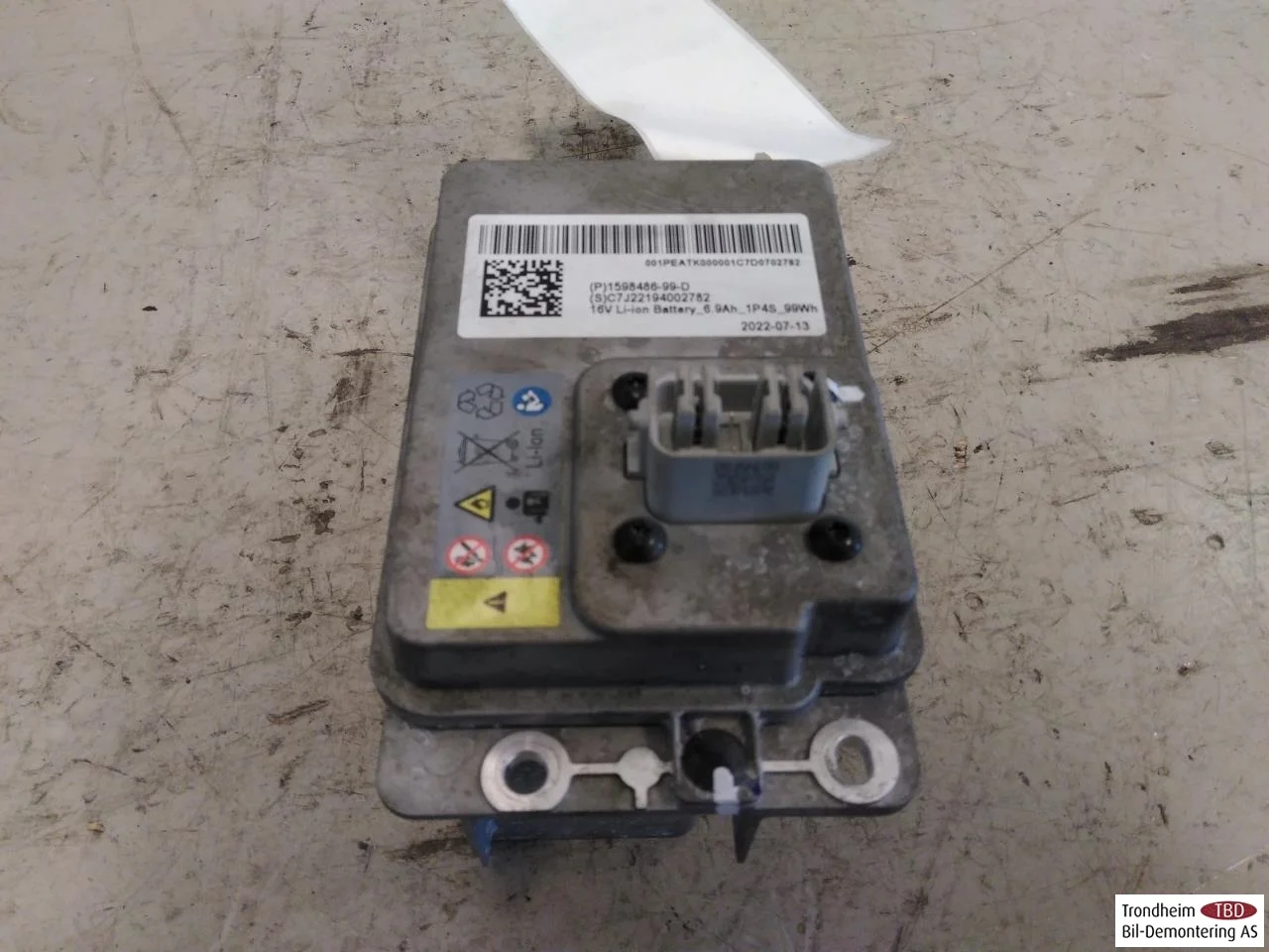 Tesla MODEL Y 2021- Akkumulátor