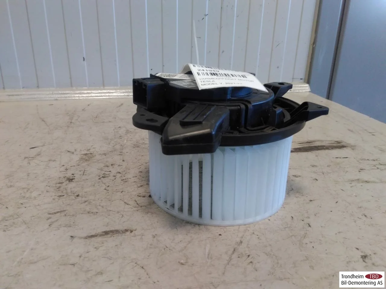 Tesla MODEL Y 2021- Fűtésventilátor motor