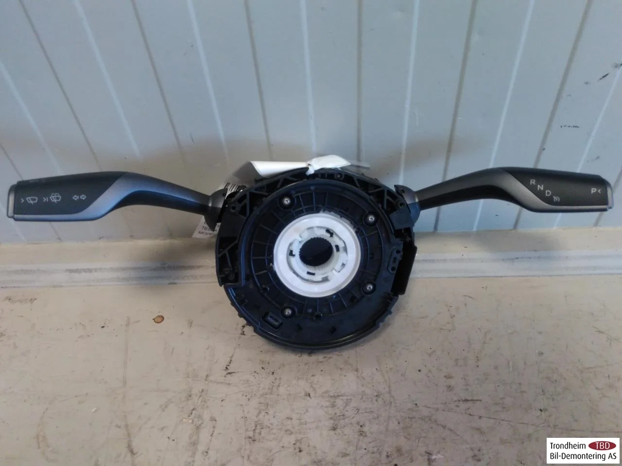 Tesla MODEL Y 2021- Kormánykapcsolók