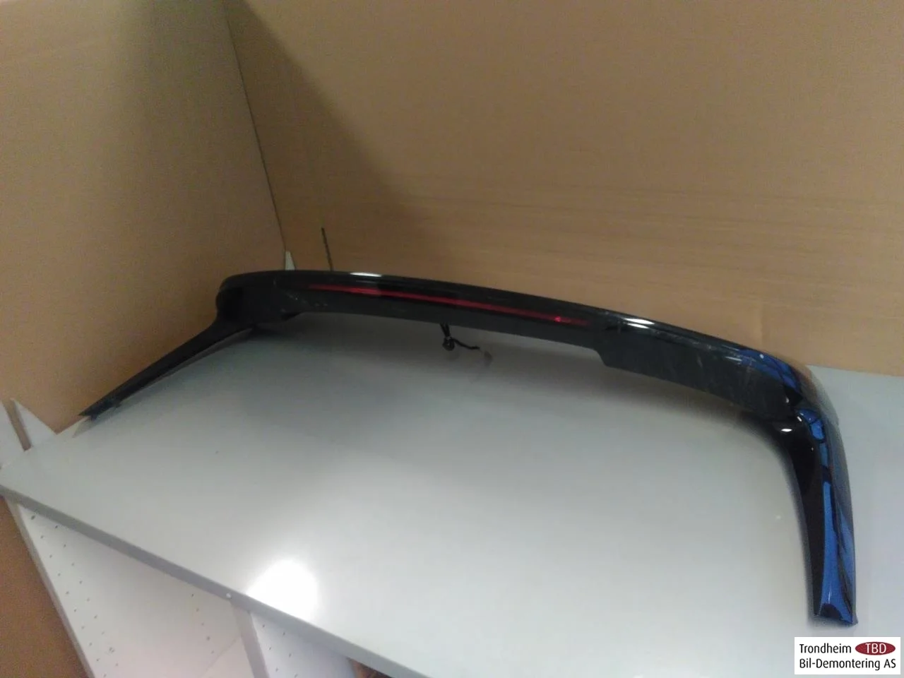 Byd TANG 2021->> Spoiler, tailgate view 2