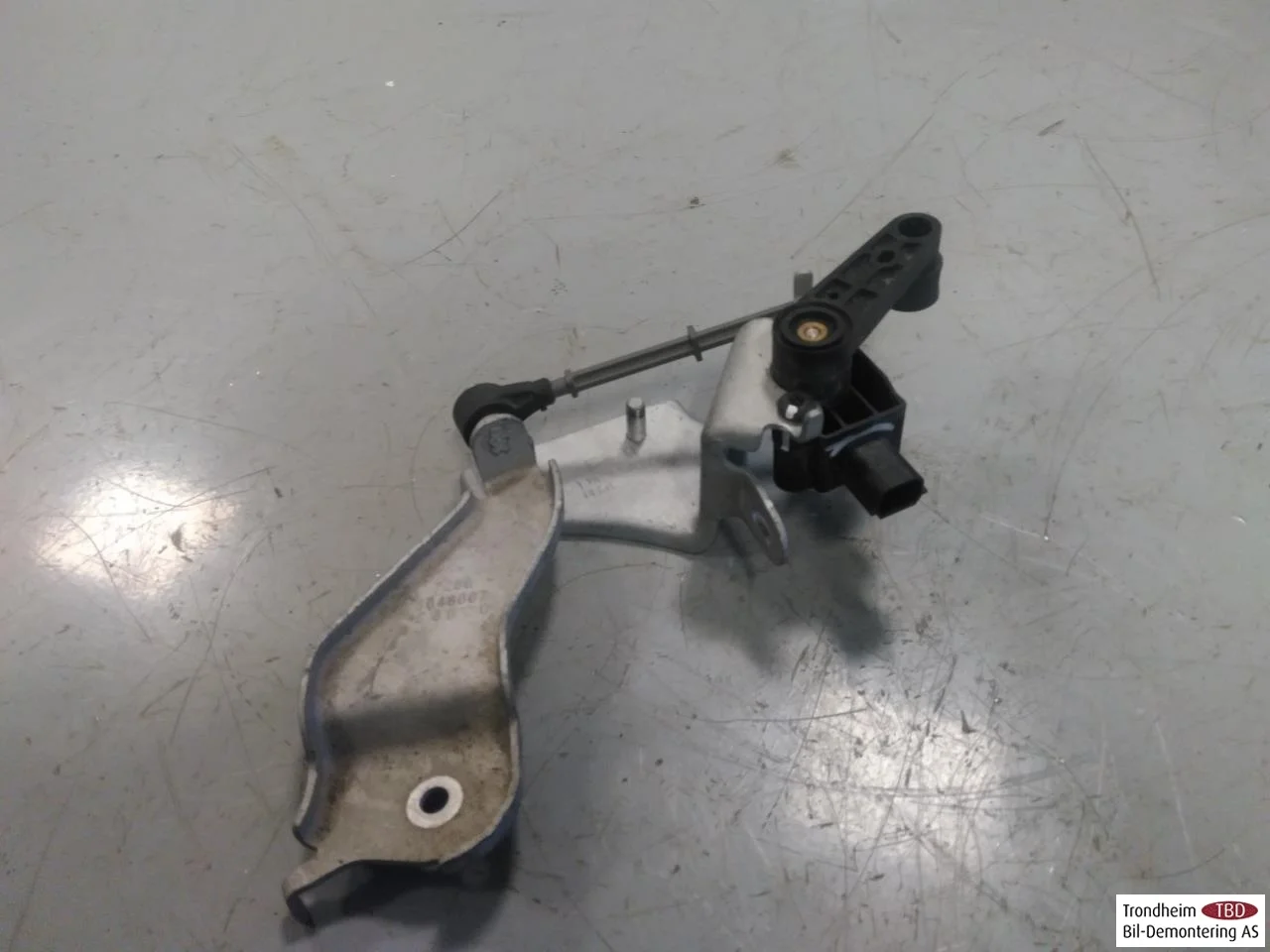 Ford MUSTANG MACH-E 2021- Level control / air suspension sensor